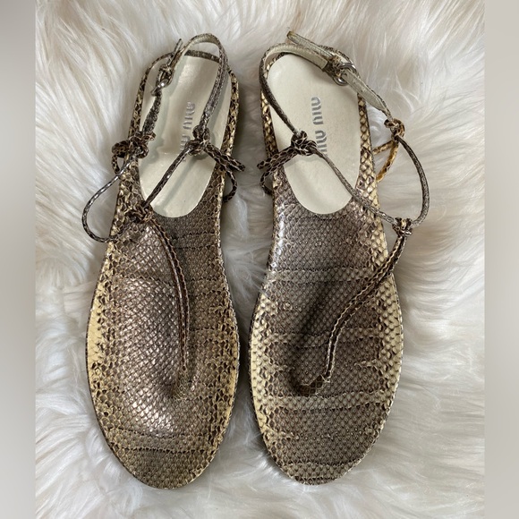 MIU MIU Beige Brown Snakeskin Thong Sandals 40 9.5 - Picture 1 of 8